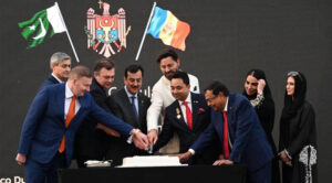 چیئرمین سینیٹ کا مالدوواکے ساتھ مختلف شعبوں میں تعاون بڑھانے کے عزم کااعادہ