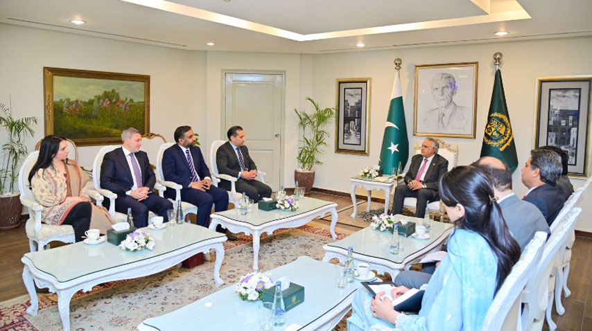 نجی شعبہ پاک امریکہ معاشی تعاون کے فروغ میں کلیدی کردار ادا کر رہا ہے، اسحاق ڈار