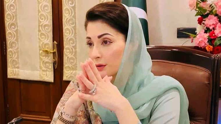 وزیراعلیٰ پنجاب مریم نواز شریف کا اچانک لبرٹی چوک کا دورہ، شہریوں سے ملاقات اور مسائل سنے