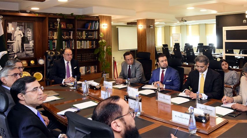 وزیر خزانہ کا برآمد پر مبنی شعبوں کی معاونت کے عزم کا اعادہ