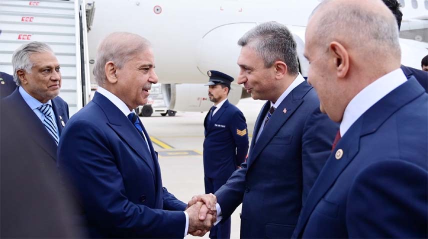 شریف اپنے دورۂ ترکیہ پر انطالیہ پہنچ گئے