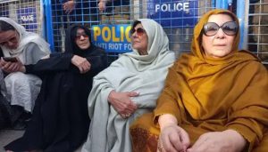 علیمہ خان، عظمیٰ خان اور نورین نیازی کی نظربندی میں 30 روزکی توسیع