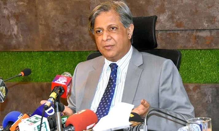 پختونخوا کی سابق حکومت کا دہشتگردی کے خلاف عدم تعاون اور کردار ریکارڈ پر ہے: وزیر قانون